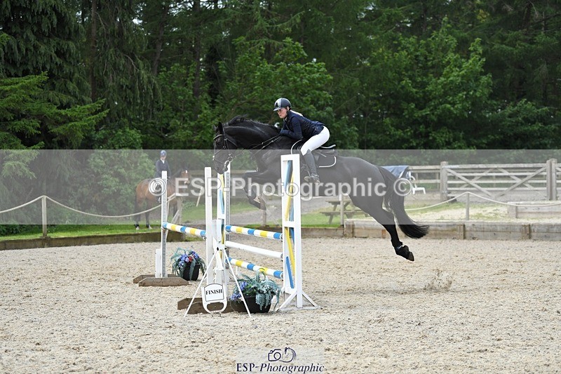 230514-115033-10230 - Cls 33b Snr 1.00m Open Final