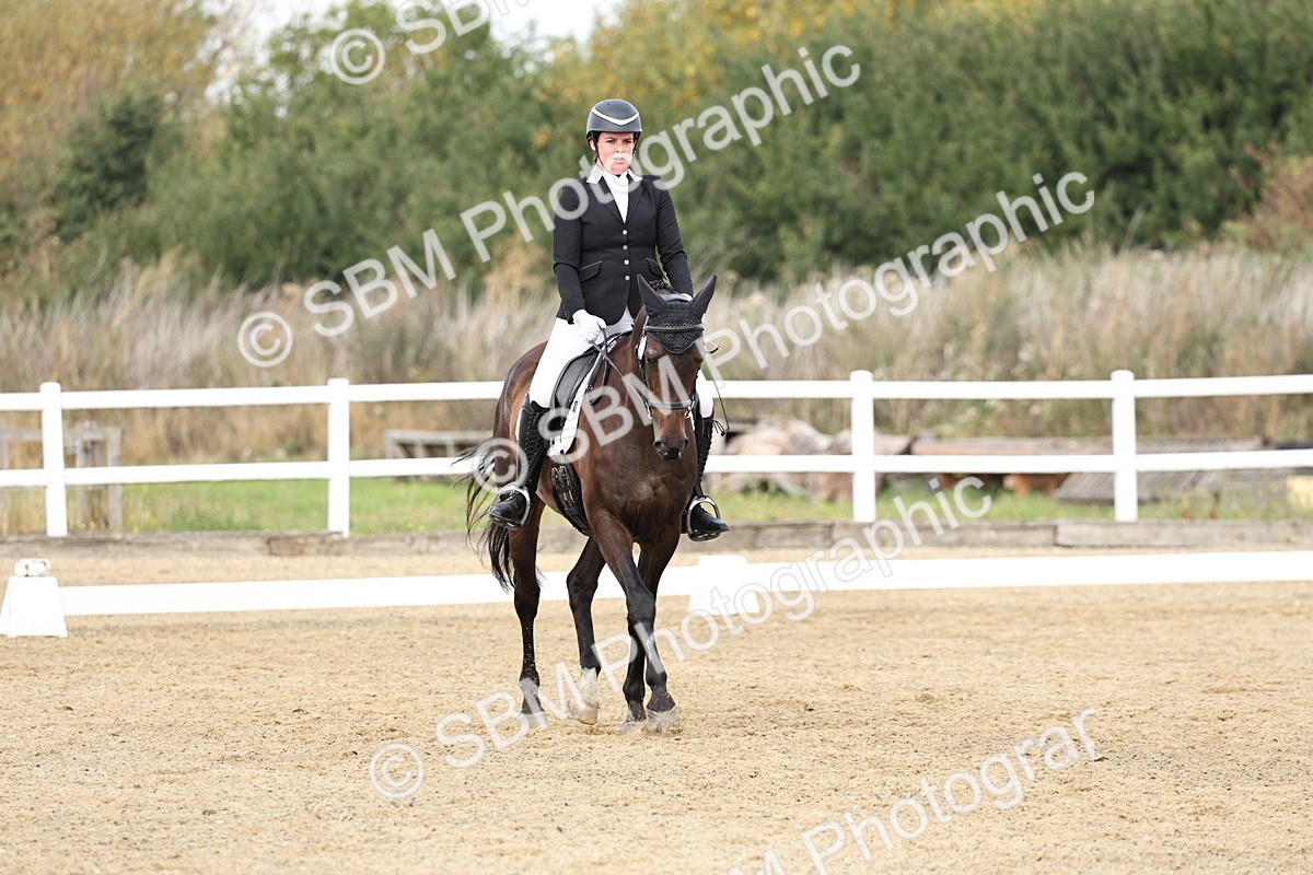 SBM_018188 - Class 16 - Novice 5 - 11.12-12.01