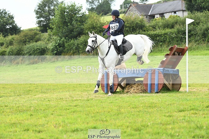 240630-144340-02217 - 837-Gemma_Sumner-Beaughmore_Bay