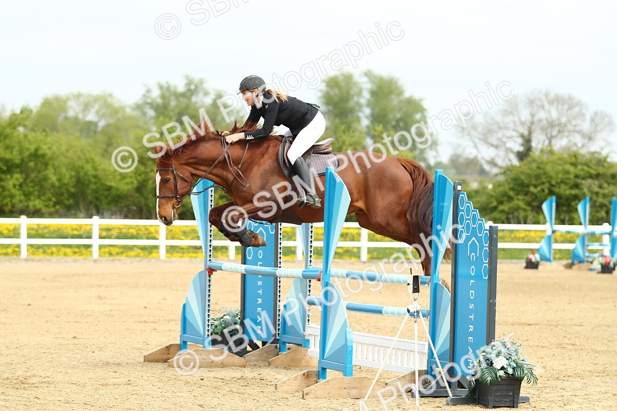 SBM_001136 - Class 4 - Senior Newcomers 1.10m