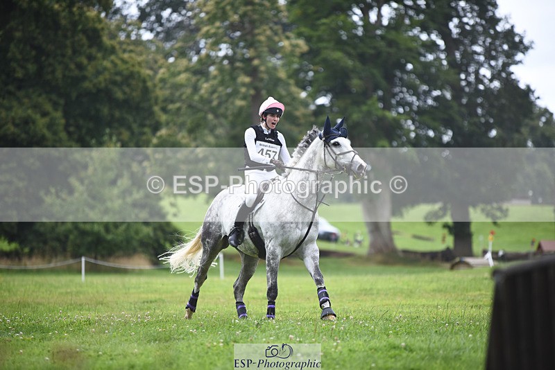 240804-130908-14153 - 457-Lydia_Stuart-SAUNDERSCOURT_FURISTOS