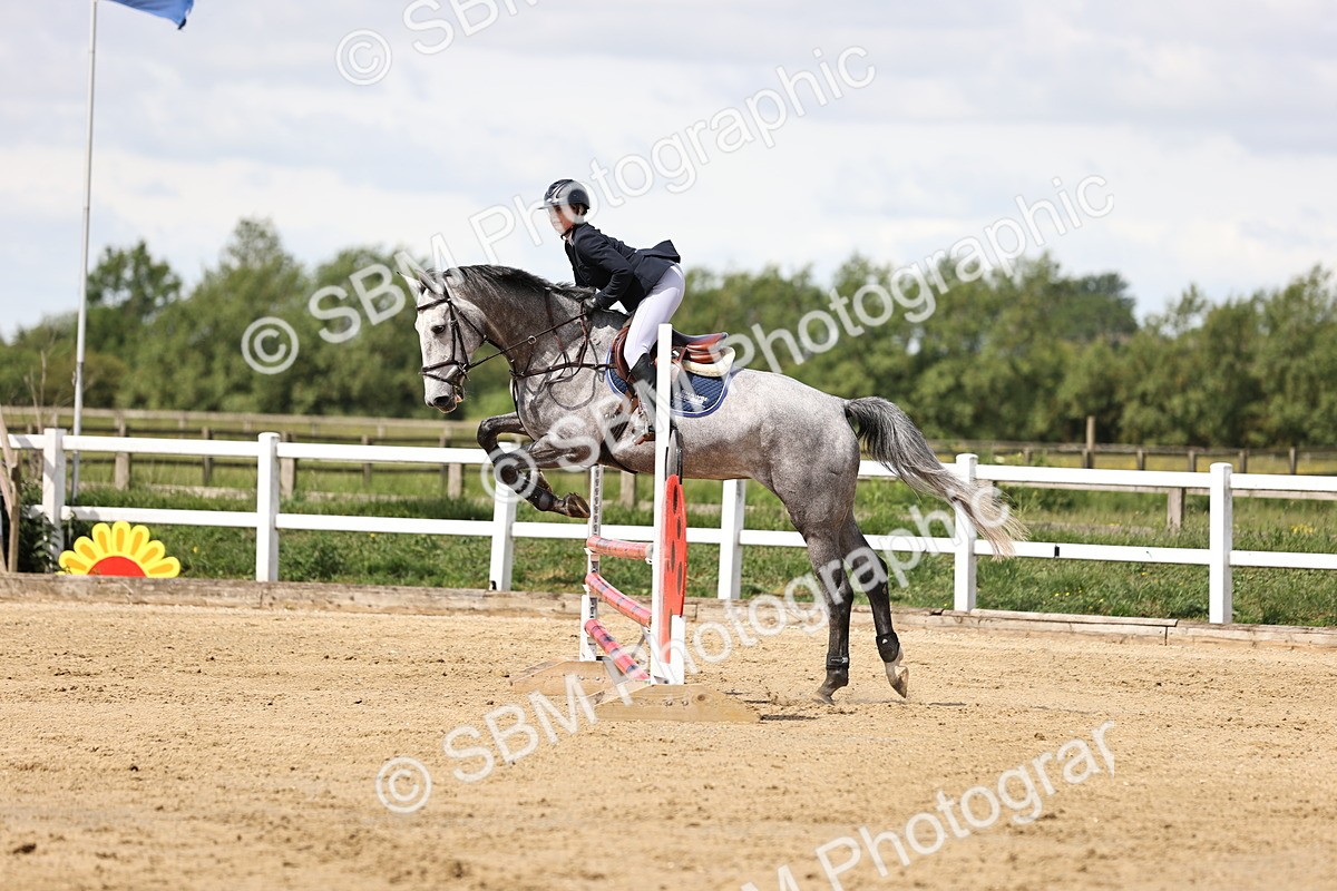 SBM_002300 - Class 9 - Senior British Novice - 90cm