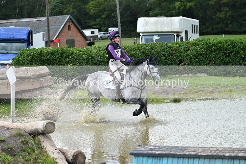 WJ7_1200 - Time 12:02 to 12:30