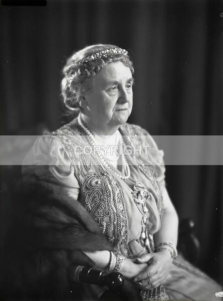 (DD-4) Queen Wilhelmina - Dutch Royals
