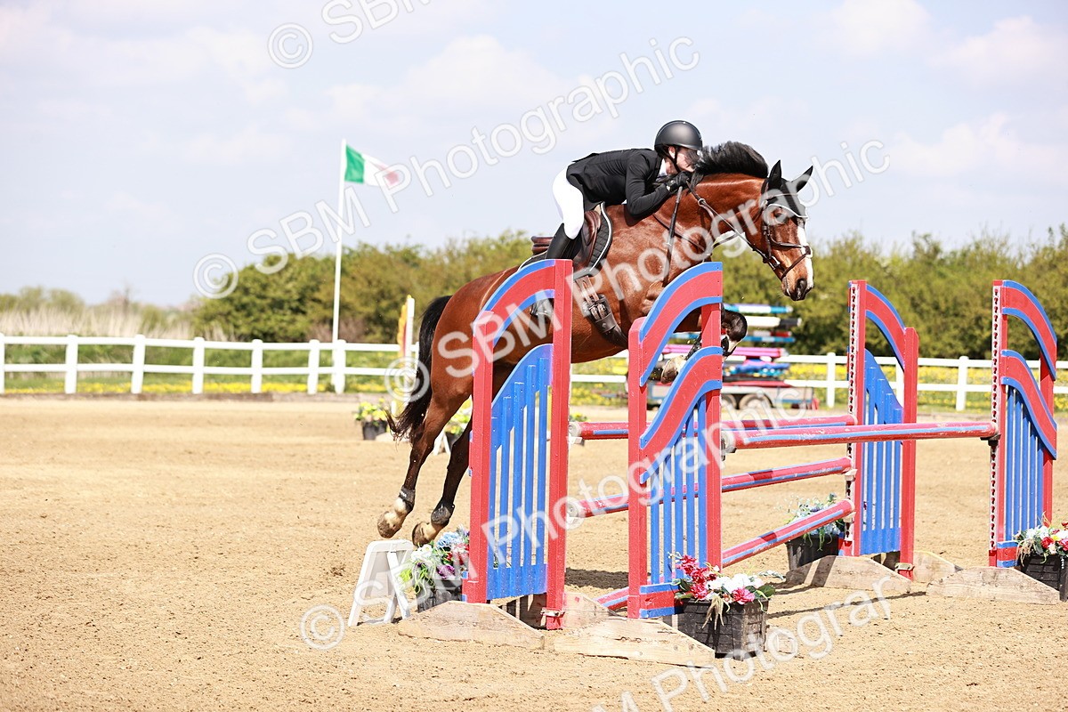  - Class 23 - Senior 1.05m