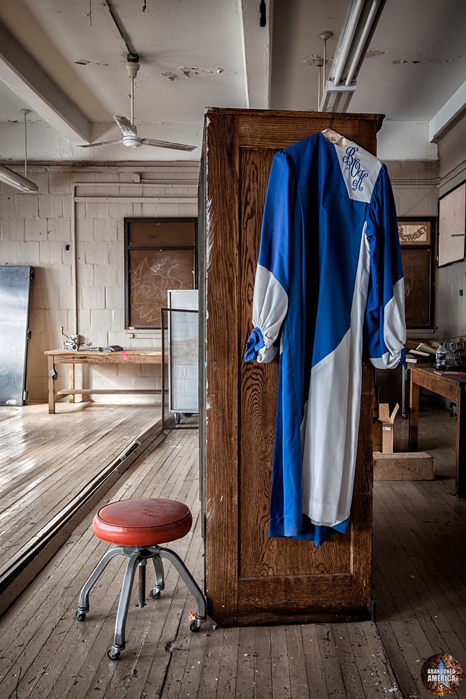 Bok Technical School (Philadelphia, PA) | Graduation Robe - Edward W. Bok Technical School