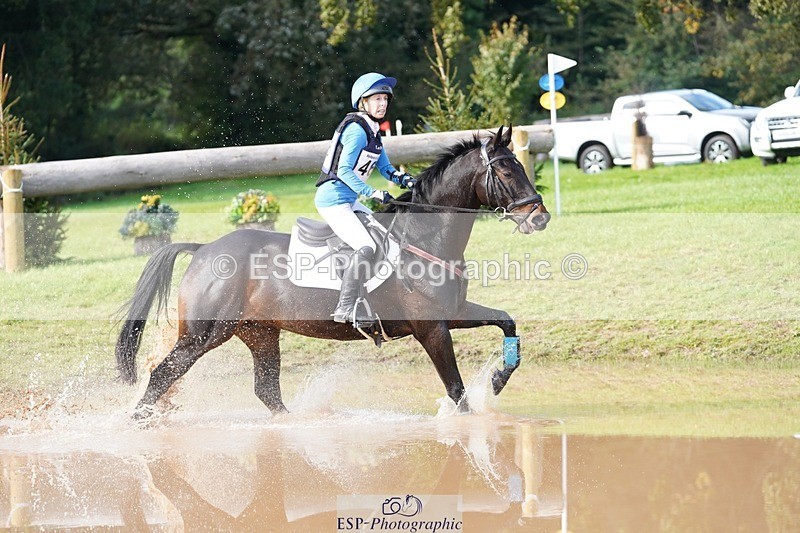 231021-142950-19276 - 467-WELLSHEAD.SQUIGGLE-Emily.Illing-SC+XC