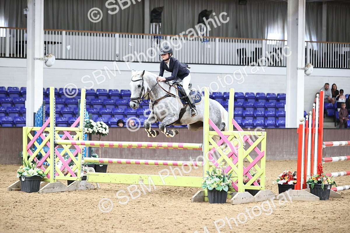 SBM_003069 - Class 13 - Blue Chip Pony Newcomers 1.00m Open
