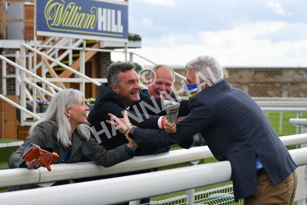 yr22052021r6-33 - Race 6 4.55pm Reg Bond