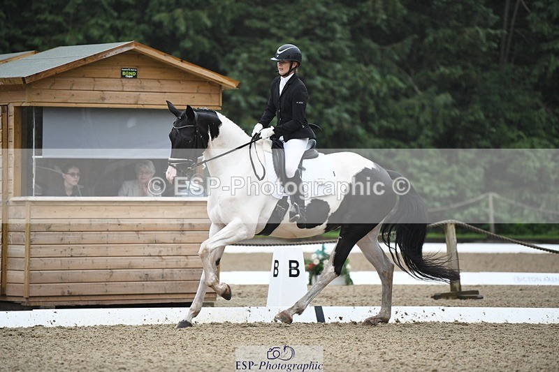 240720-113519-04344 - 123-Michelle_Wallis-Alvescot_Winning_Mood