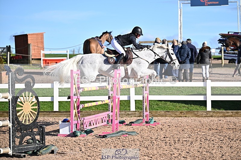 260204A-142022-00443 - Cls 5 Foxhunter and 1.20m