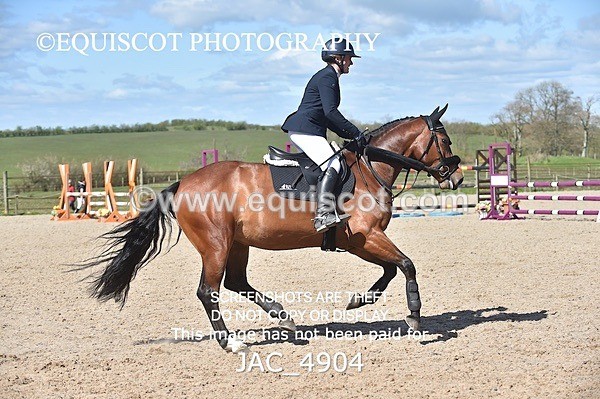 JAC_4904 - CLASS 13 SAT Senior BritiNovice/ 90cm Open