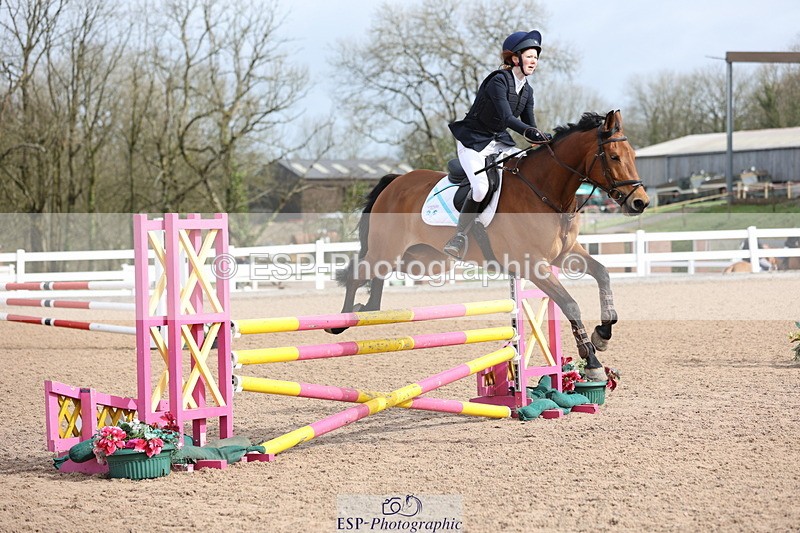 240406A-104142-02820 - Cls 20 British Novice and 90cm Open