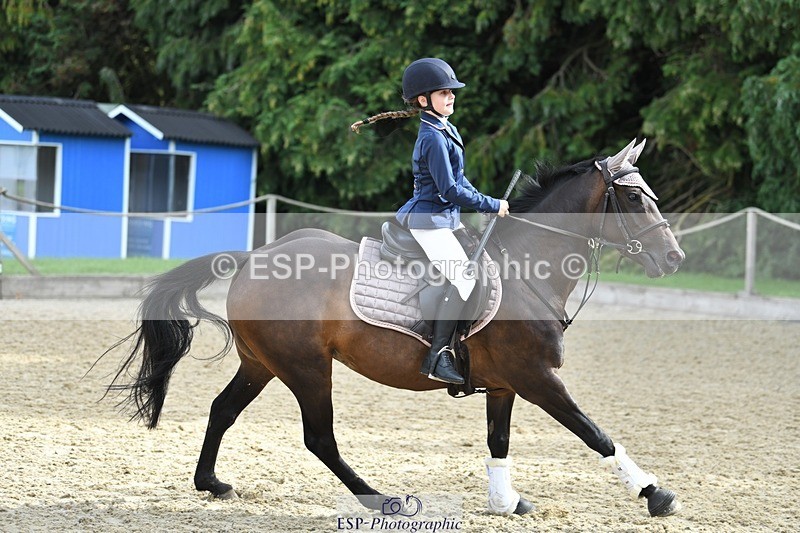 230820-100641-00146 - 70cm - Round 1