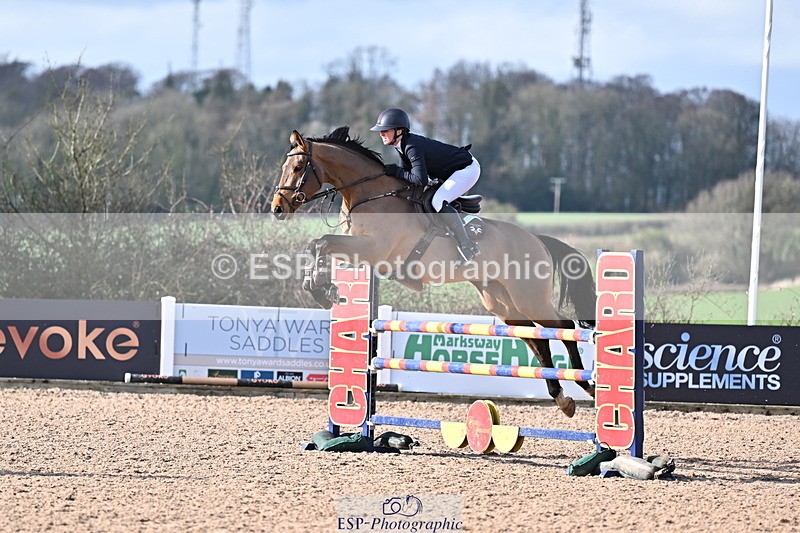 260204A-124954-00275 - Cls 4 Newcomers and 1.10m