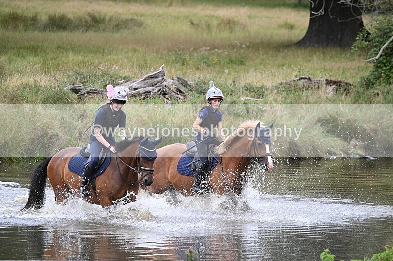 WJ7_2565 - Time at Water 11:37 to 12:13