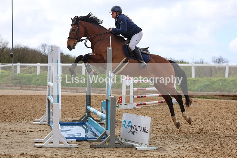 3E7A1940 - Class 7: Senior Newcomers/1.10m open