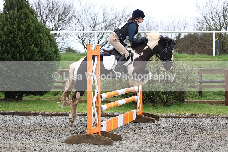 3E7A7104 - Class 2: 80cm Part 2