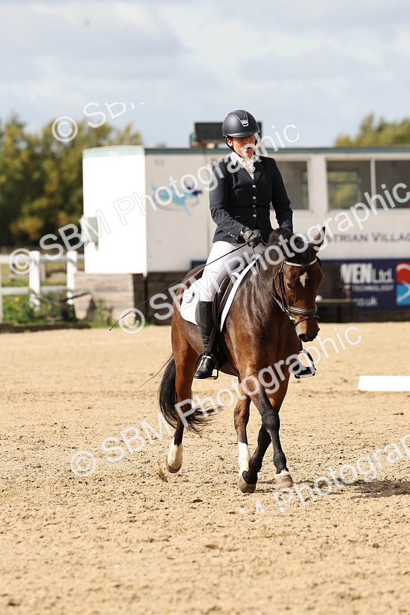 SBM_004662 - Class 69 - Novice 2