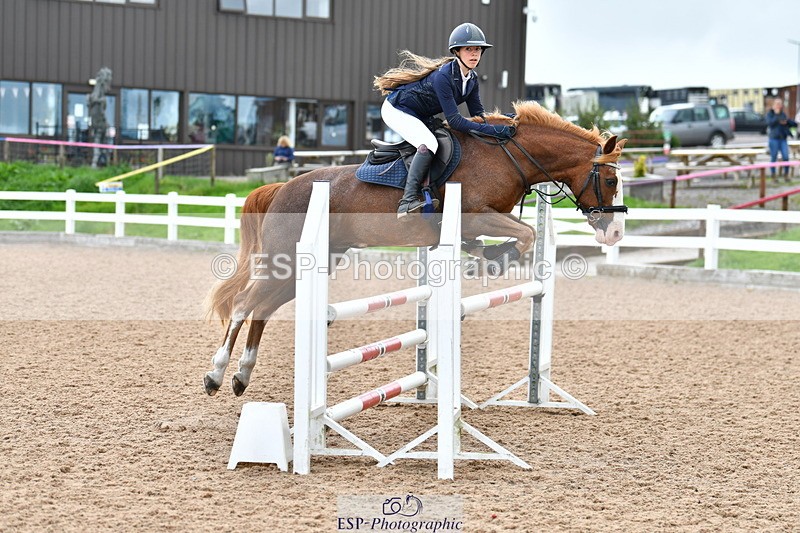 230819A-111357-00320 - Cls 24 Pony Discovery & 90cm Open