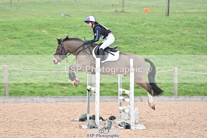 250118-134138-01280 - Cls 3A&B 90cm 13.20 to Coursewalk