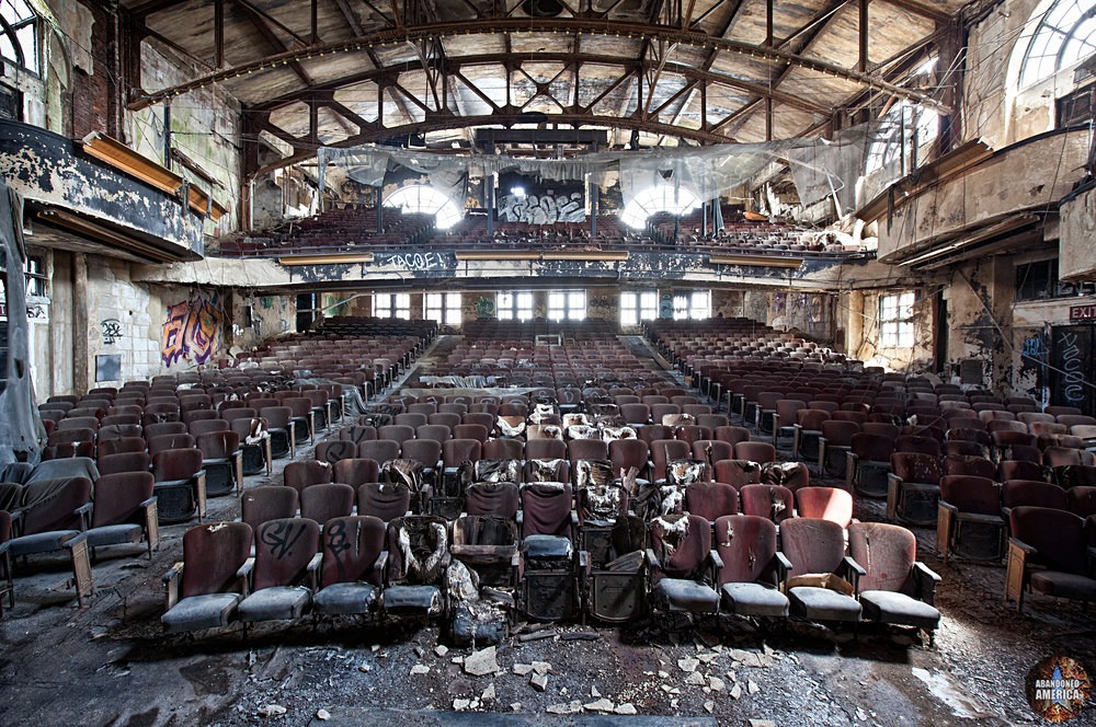The Abandoned RKO Proctor's Palace Theatre in Newark, NJ