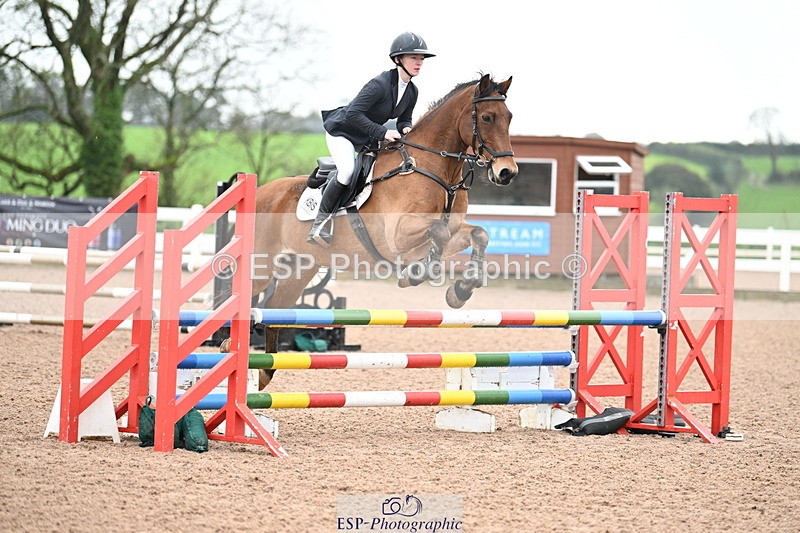 241023A-112644-00542 - Cls 1 British Novice and 90cm Open