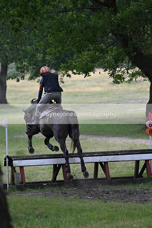 WJ7_9051 - Time 10:45 to 11:03