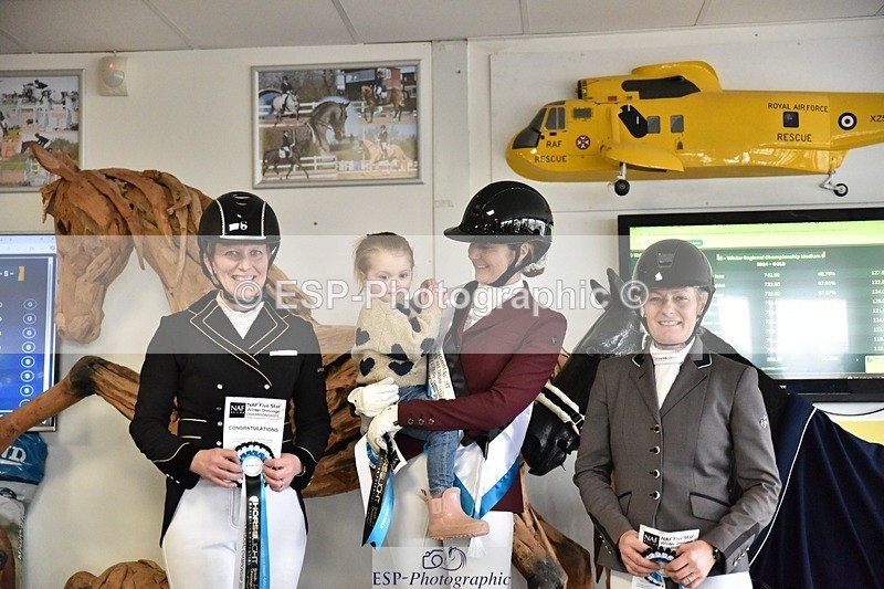 250215-153842-04526 - Medium Gold Presentations