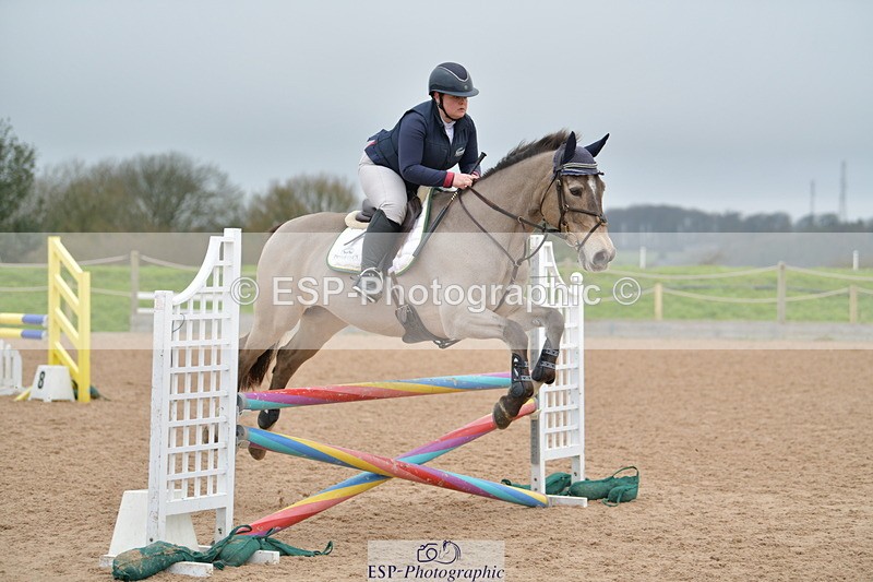 240128A-122321-00904 - Cls 16+17 Club and Schools 80cm