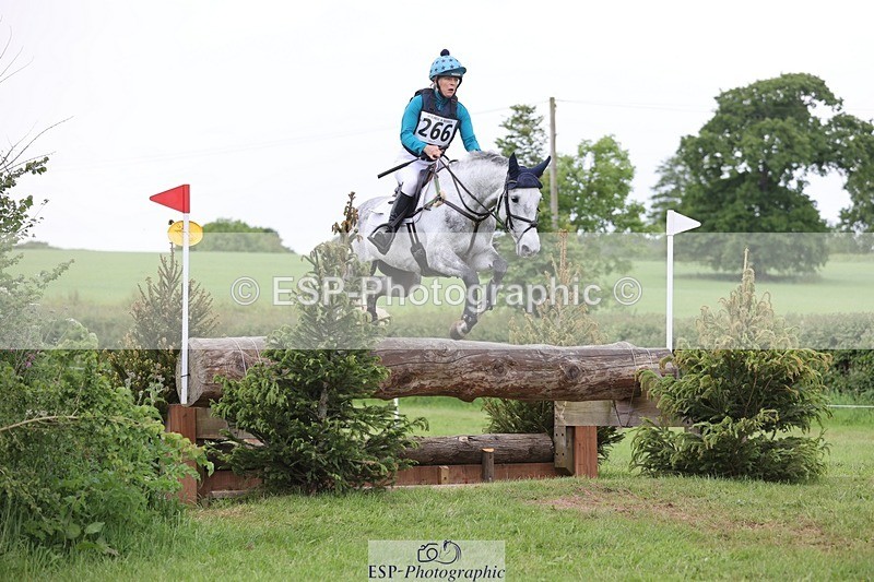 240525-164104-18150 - 266-CAPADOTIA_Z-Eliane_Lovell