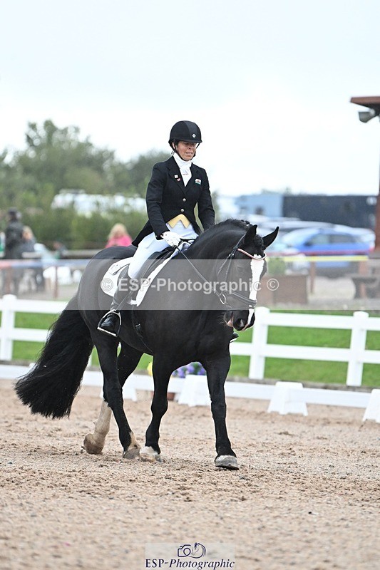 250907-141959-09246 - 021-Francesca.TurnerAlbie