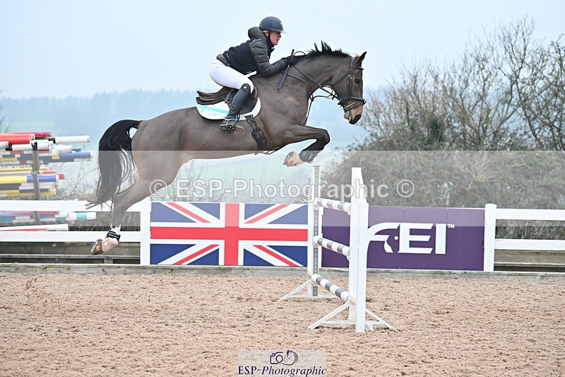 240113A-143609-02396 - Cls 13 Foxhunter and 1.20m Open