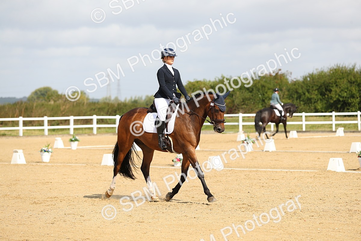 SBM_015639 - Class 13 - Novice 23 - 9.54-11.04