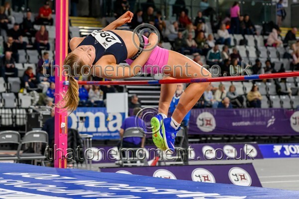 Age26SAT-915788 - Field Female