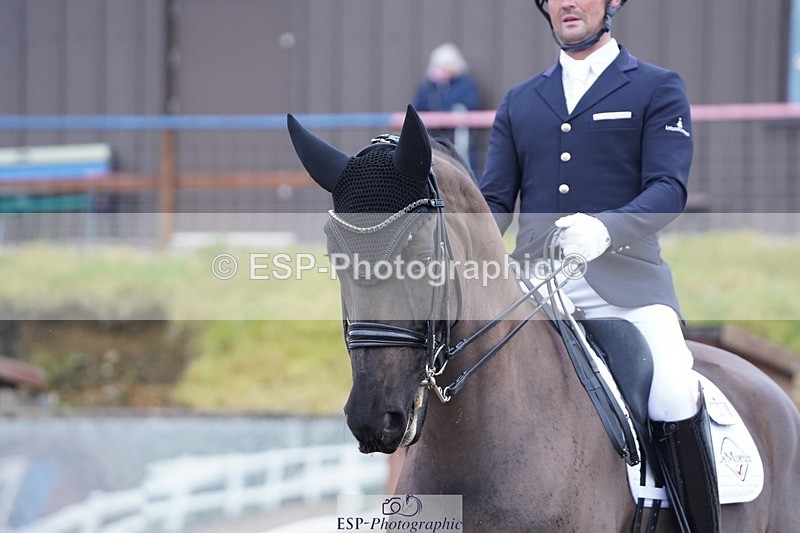 250214-140114-02386 - 127-Jezz.Palmer-Toddington.Debut