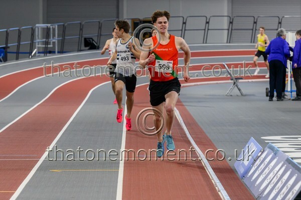 Age26SAT-916558 - Track Male Set Two