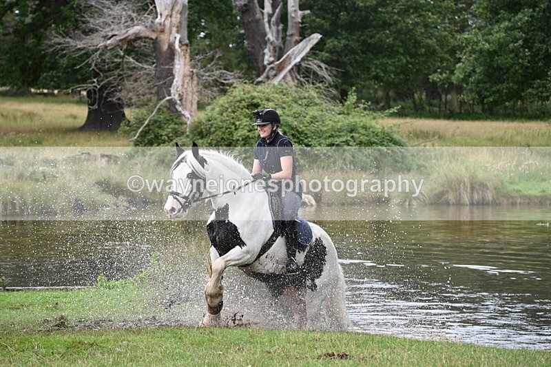 WJ7_2545 - Time at Water 11:14 to 11:36