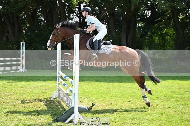 250704A-104725-07060 - Cls 25 Snr British Novice and 90cm