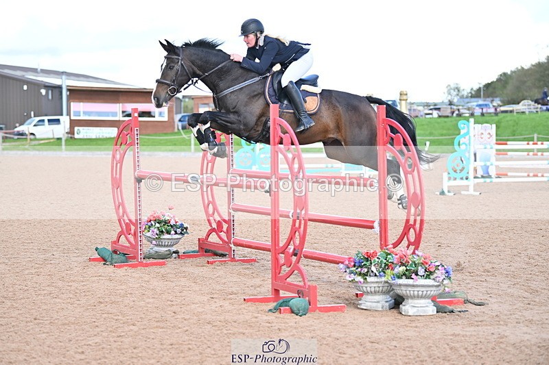 231014A-122019-04541 - Cls 19 1.15m Members Cup