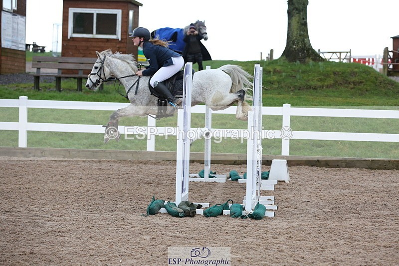 240211A-103933-02179 - Cls 4 Pony Discovery & 90cm Open