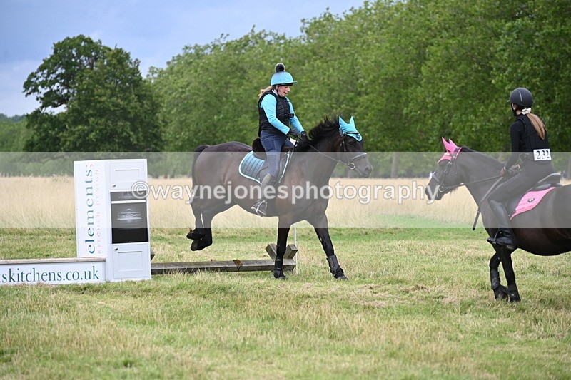 WJ6_3088 - Time at Jump 11:06 to 11:40