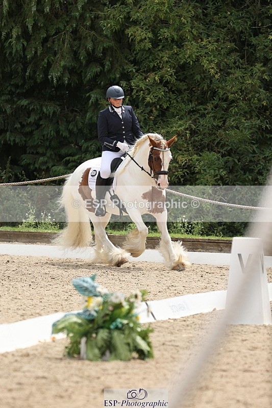 250718A-140035-01676 - 092-Rachael.Smaldon-Nadderbrook.Biscuit