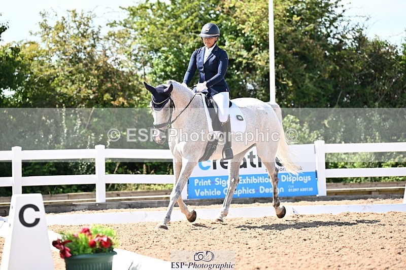 240816A-145351-05517 - 293-Layla.Ambersley-Broadbent-Galwaybay.Buddy