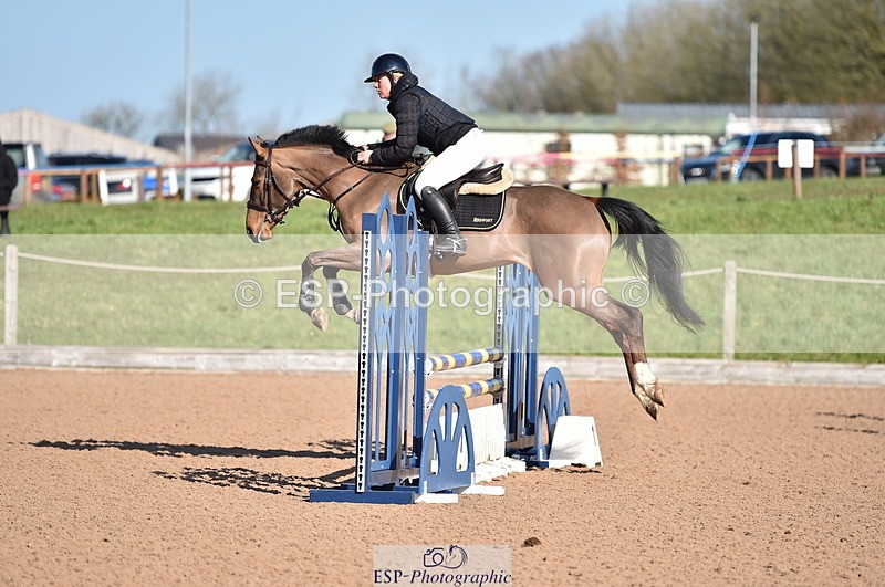 240306A-104206-00820 - Cls 1 British Novice and 90cm Open