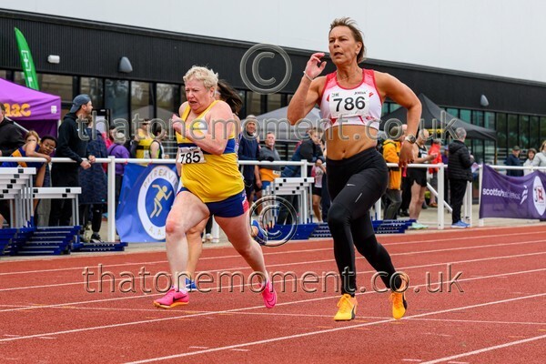 ComMast25-919244 - Track Female Set One