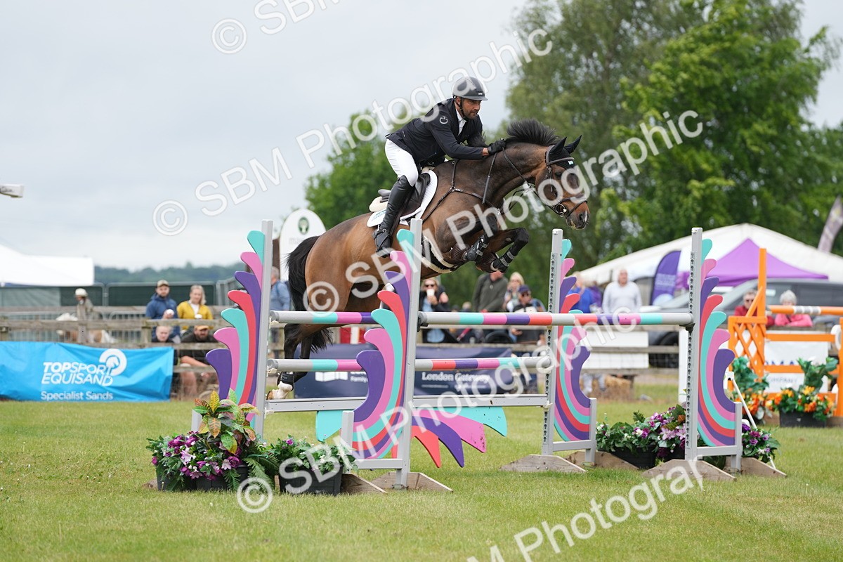 SBM_03400 - Class 201 - British Horse Feeds Speedi Beet Horse of the Year Show Grade  C