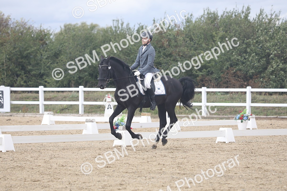 SBM_003400
