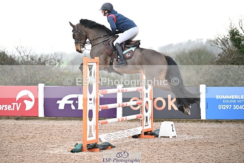 251206-135039-01192 - Cls 13 Snr Foxhunter and 1.20m