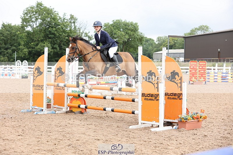 240630A-112637-12633 - Cls 31 Discovery and 90cm Open